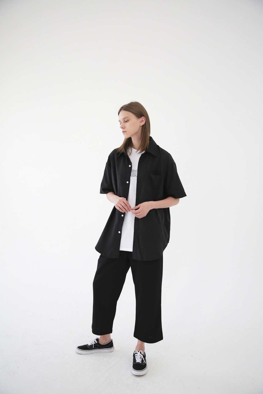 AST182201-BK-03.jpg