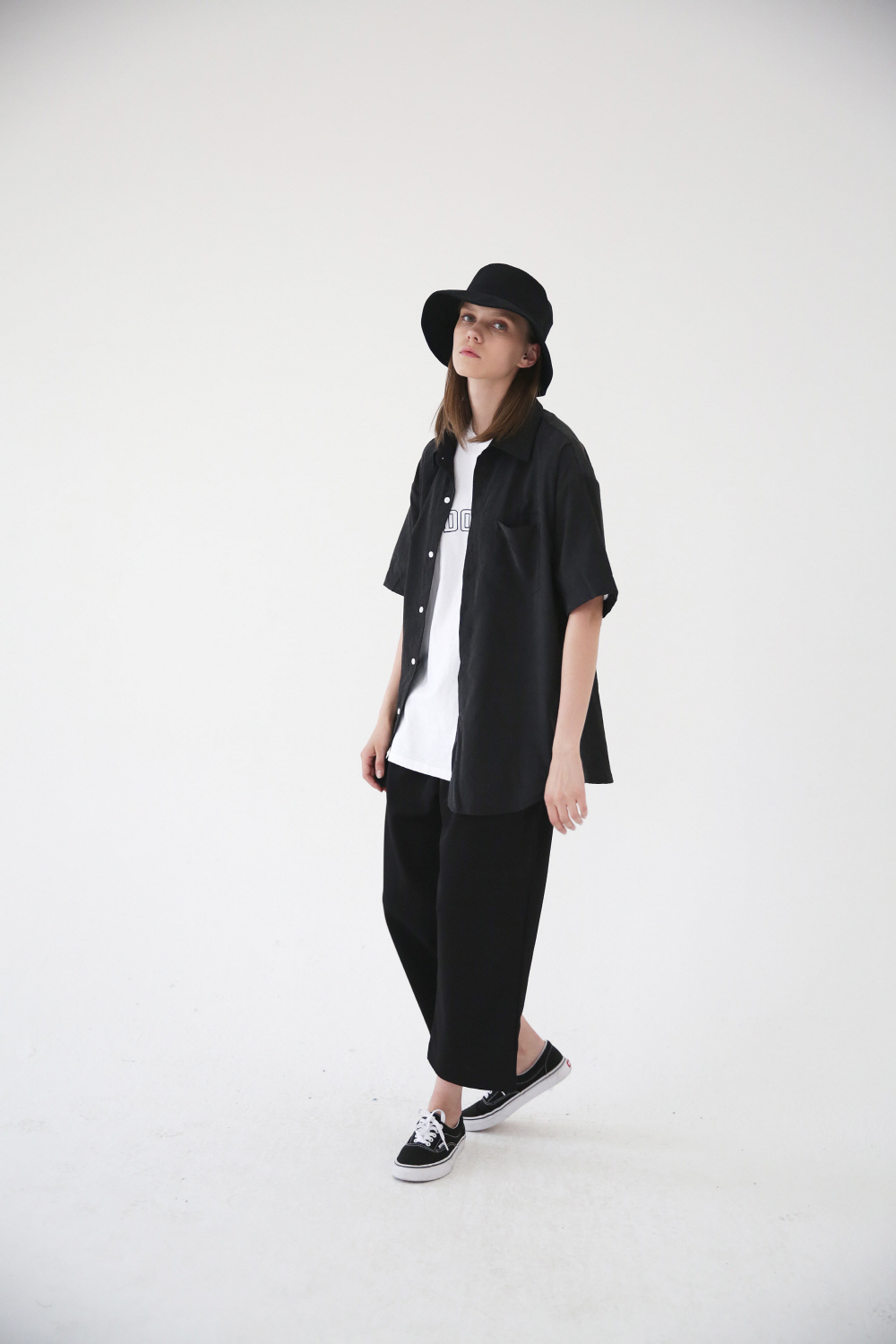 AST182201-BK-05.jpg