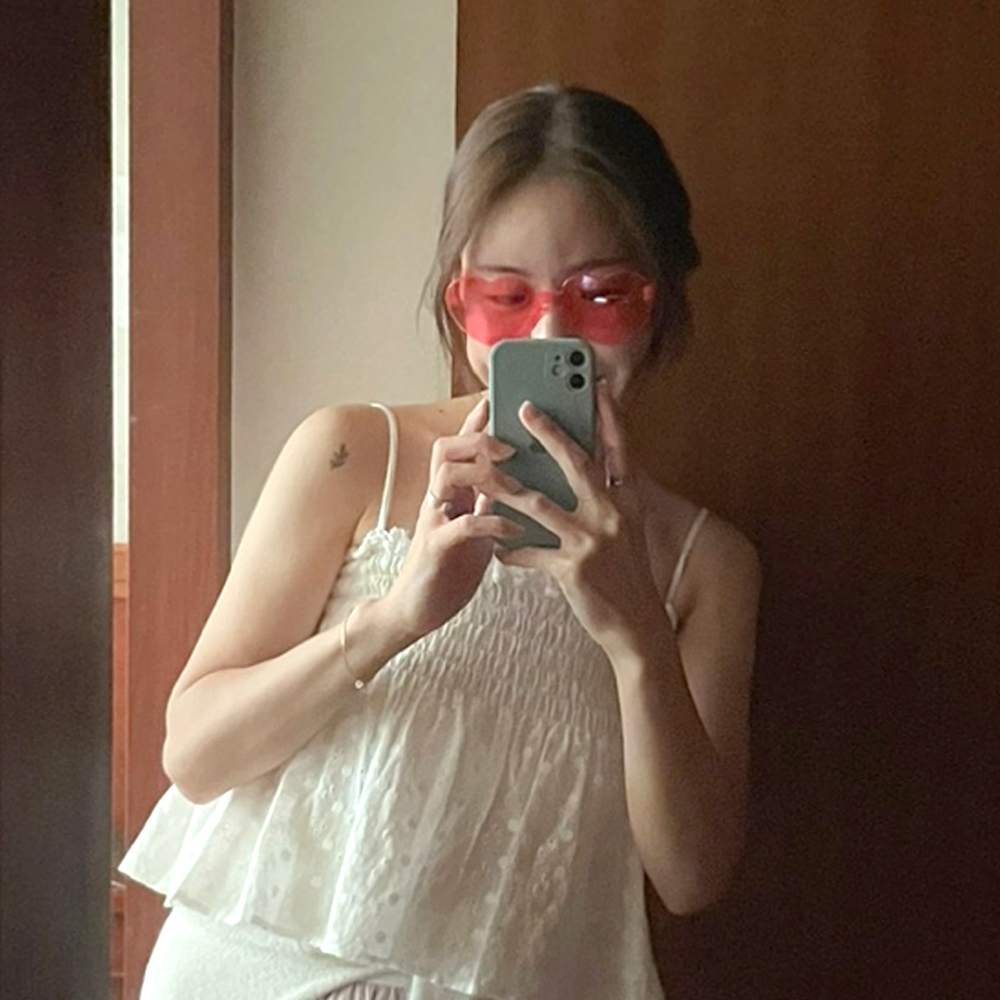 편광운전용선글라스 선쿠션 파란선글라스파티용품 선글라스케이스 선글라스세트 버스기사용선글라스 펫안경 레드선글라스 선글라스주머니 선커버 선스틱 하트 촬영소품 생일 단색 파티 선글라스