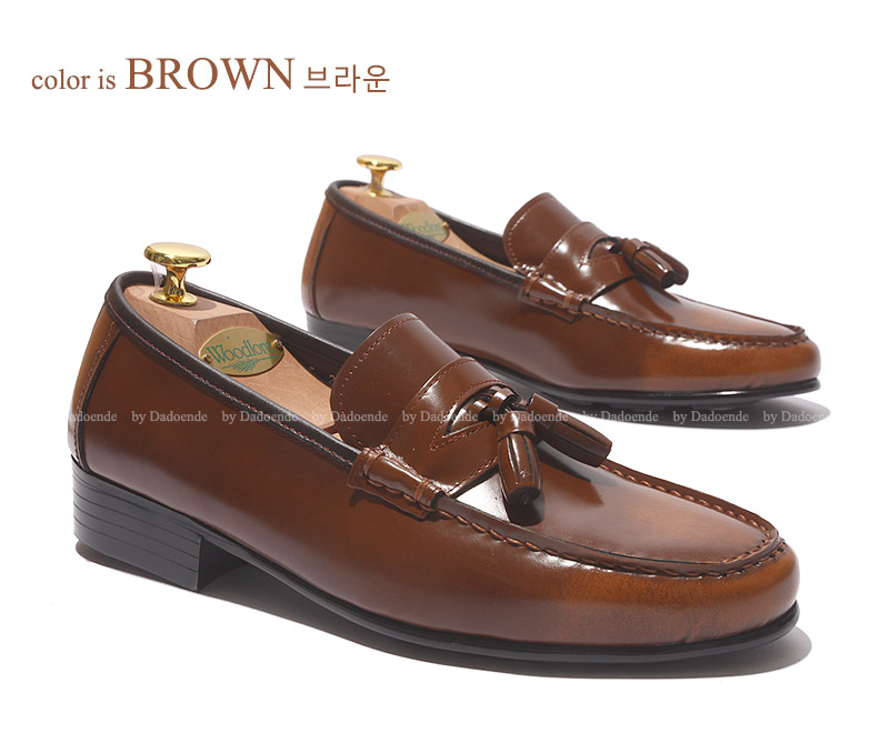 브라운 색상은 전체적으로 밝은 브라운, 카라멜같은 색상입니다.