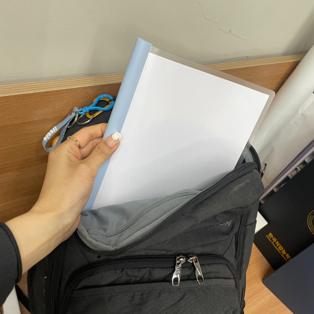 문서관리용품 도장파일 서류가방 바라양말파일 파일쿠션 레버클립화일색지 종이파일보관 클리어홀더 다용도슬라이드파일 세로파일 테두리파일 좌책파일 쫄대화일 둥근 투명 A4 10개입 파일
