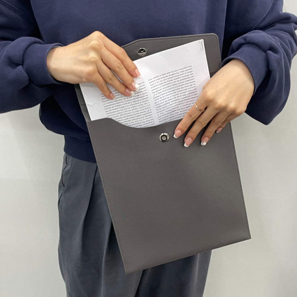 세면가방 여행수련회파우치 화장품파우치 옐로우파우치 화폐파우치 날개파우치 전문가용파우치 대용량수납가방 놀이용파우치 링크파우치 그레이케이블파우치 블랙 세로형 가죽 서류 파일가방 파우치