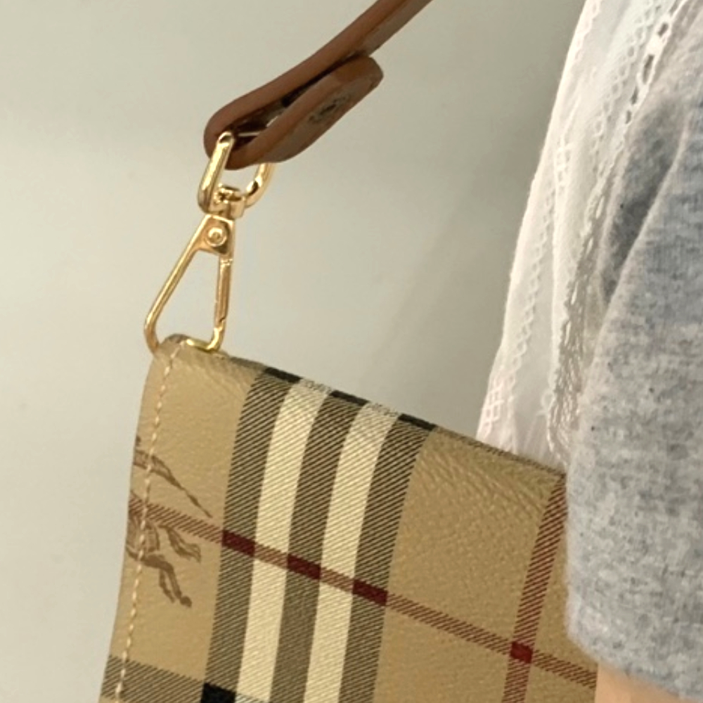 양품부자재 쇼핑백부속품 DIY부자재 가방장식품 가방액세서리부품 가방소재 가방액세서리 가방소품 백악관 가방소가죽부자재 공예자재 D링 부자재 고리 2P 가방끈 골드 20mm 가방부자재