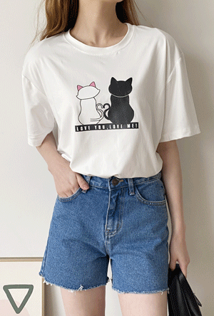 냐옹이 고양이 반팔 티셔츠 캐릭터 프린팅(아이보리 블랙)
