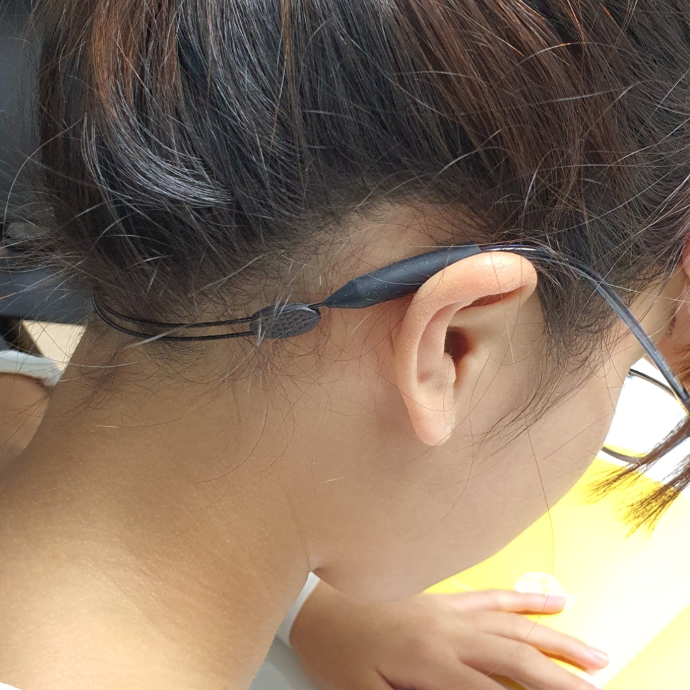 어린이안경스트랩 어린이안경고글스트랩 고글고정스트랩 분실방지안경스트랩 안전안경스트랩 스트랩 어린이용 안경 분실방지 닿지않는 목에 고글 안경고글스트랩