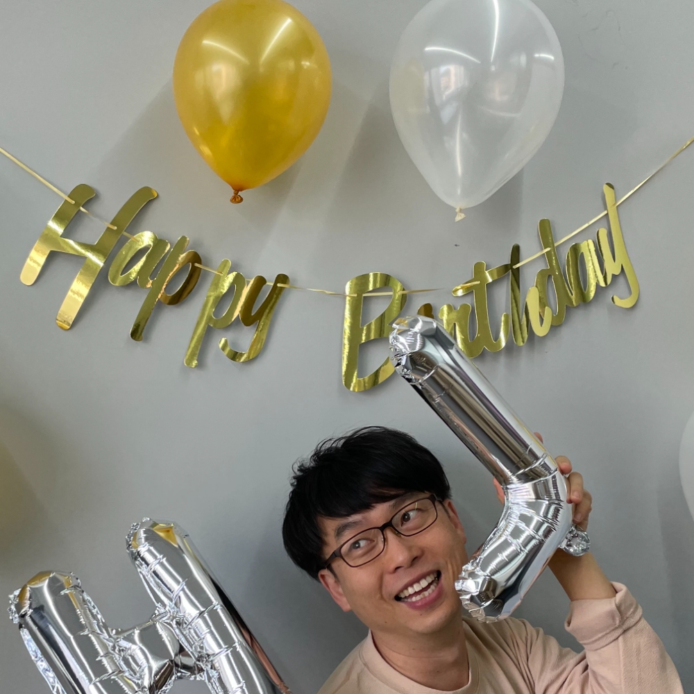 홈파티장식물 생일홈파티데코 파티가랜드홈파티 홈파티골드장식 생일축하스트리머 생일홈파티가랜드 홈파티장식품 생일파티장식 알파벳 골드 필기체 생일축하 가랜드 홈파티 생일축하홈파티가랜드