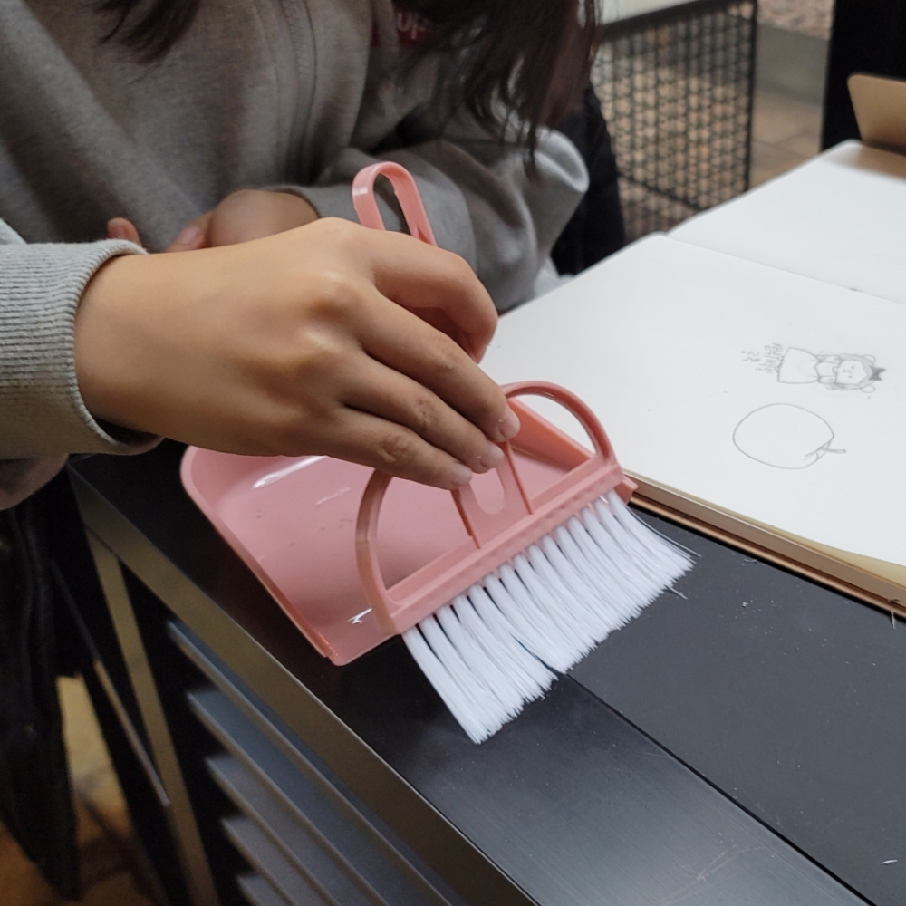 미니소청용품 연핑크소청도구 스팀청소기 다용도청소기 미니빗과빗자루 작은소청도구 먼지털이 흡입력강한청소기 원룸청소 연핑크소품 건조기튜브청소 연핑크 세트 미니 빗자루 책상청소 청소세트