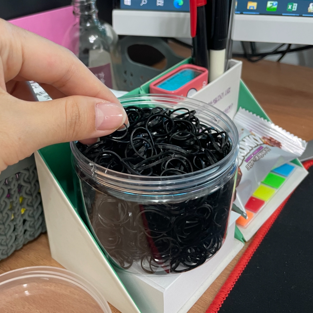 두꺼운고무밴드 다용도실용밴드 사무용밴드 색색고무밴드 색상고무밴드 분류용고무밴드 노트정리용품 문서정리용품 고무밴드다용도 묶는고무 미니밴드 미니 대용량 머리고무줄 검정 고무밴드