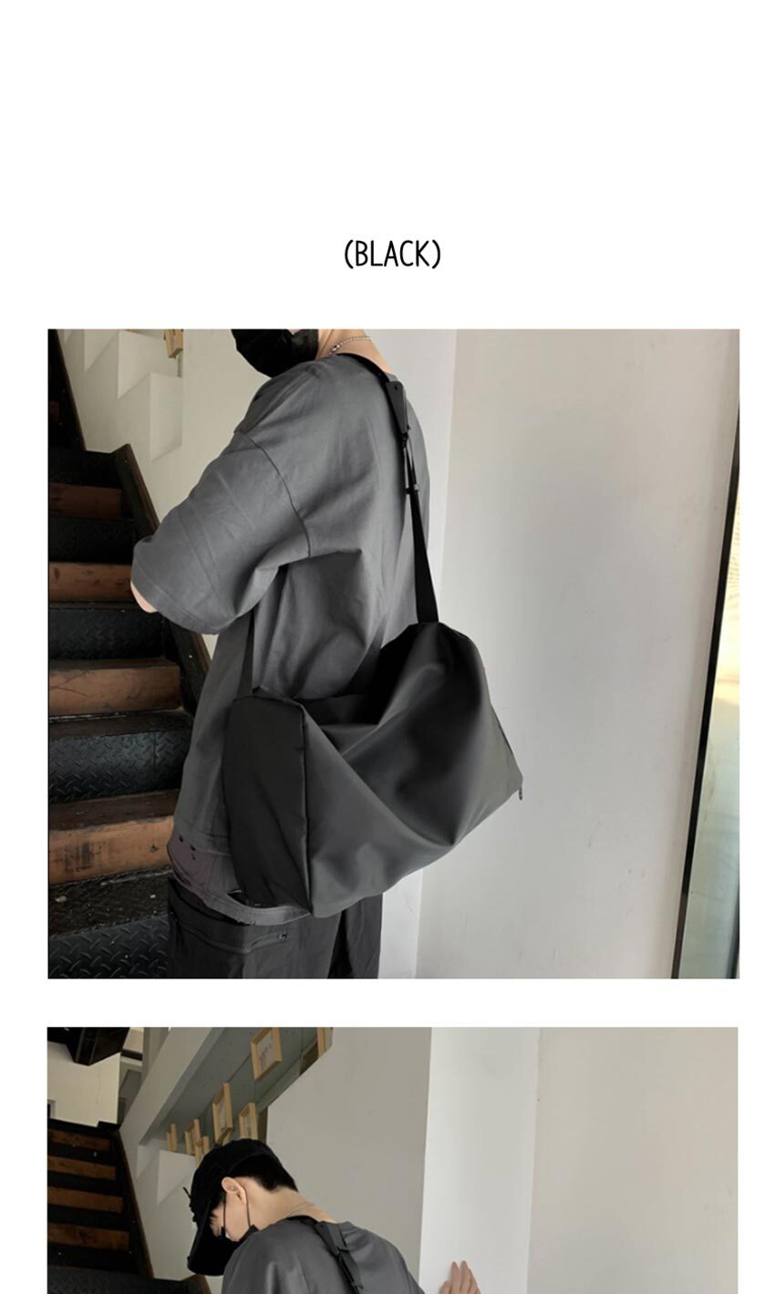 남성스포츠백,크로스백,여성스포츠백,헬스가방,운동가방,캠핑가방,신발수납