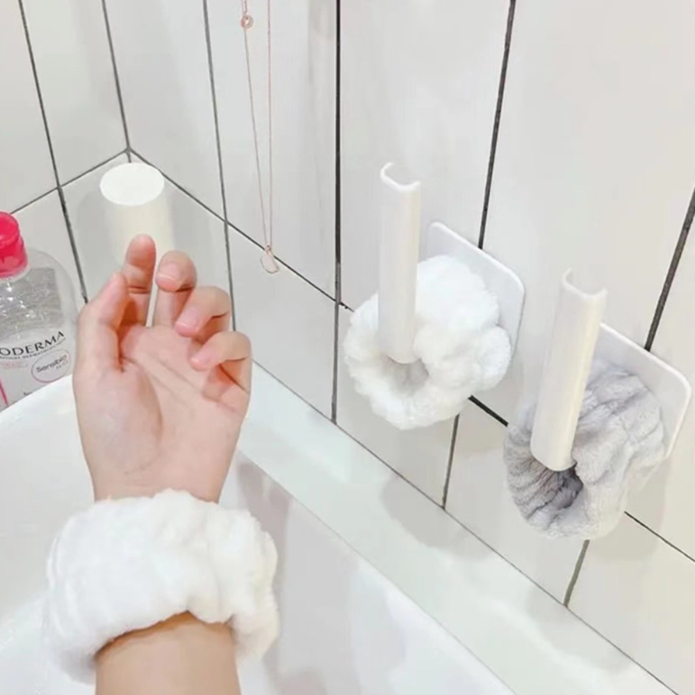 손목밴드화이트 손목을위한밴드 보호손목밴드 화이트자외선차단 체육수업용손목밴드 손목보호대 자동제스트밴드 테니스밴드 헤어밴드 실리콘손목밴드 세안 세수 손씻기 화이트 2P 손목밴드