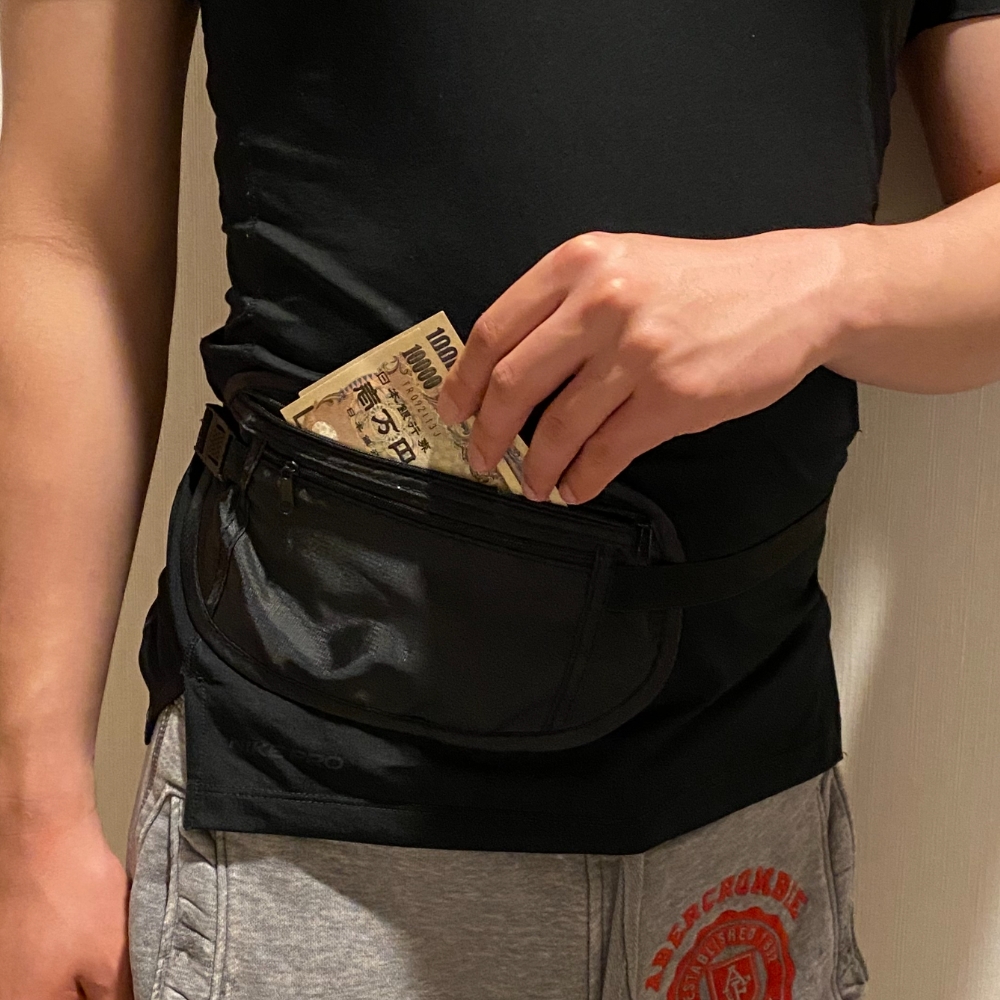 가방수납보관함 민물낚시가방 학생용가방 낚시용가방 액티비티가방 트래블백팩 가방고리 비즈니스클래식백팩 가방정리박스 서류블루가방 플리츠백 블랙 여행용 복대 소매치기방지 가방