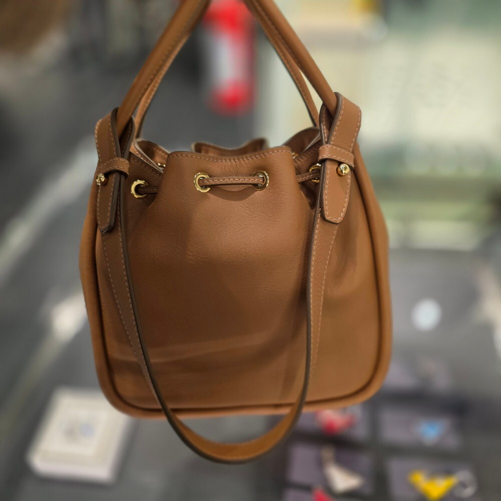 프라다 삼각로고 달링 버킷백 1BE087