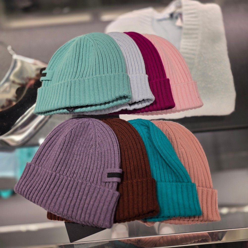 프라다 캐시미어 비니 모자 1HC509