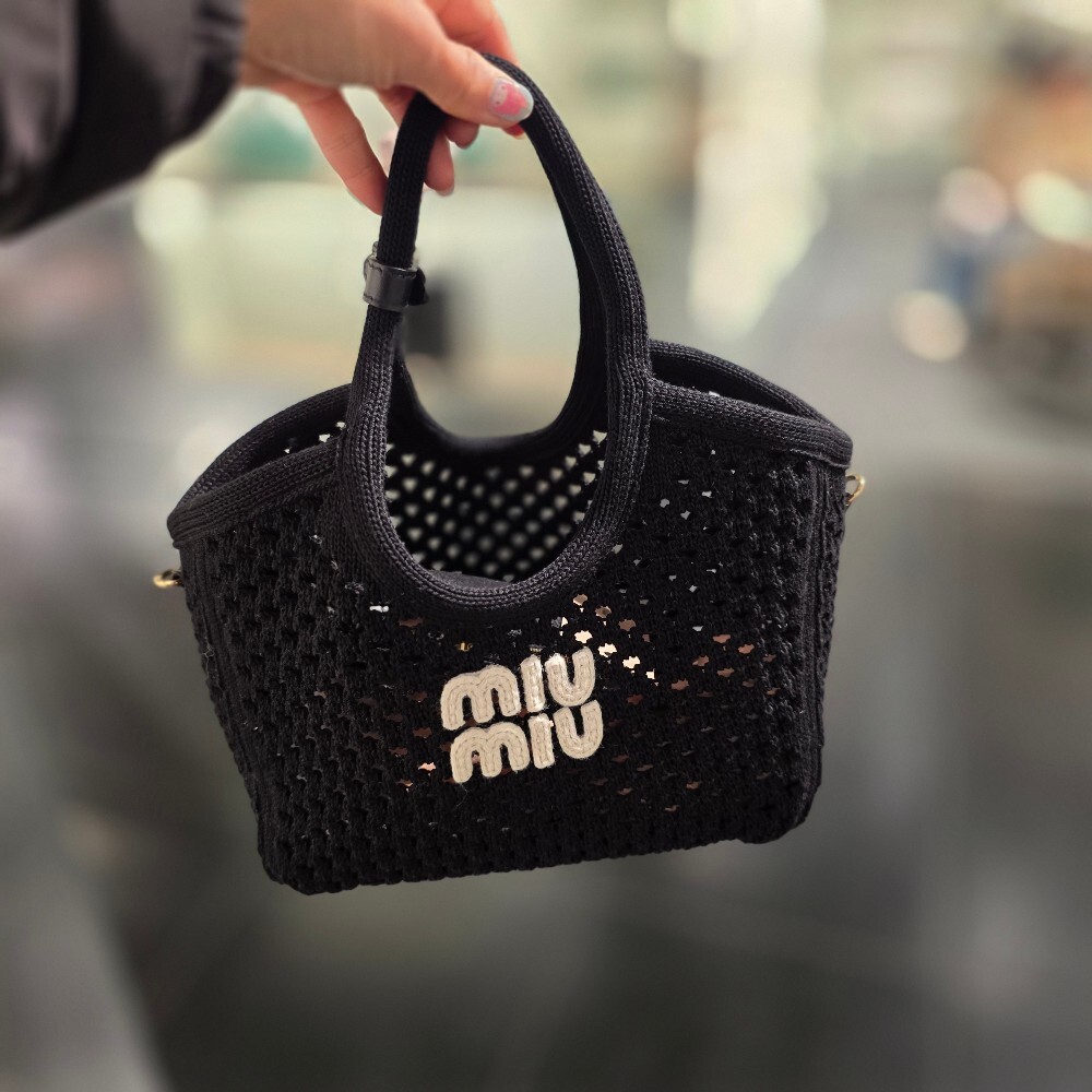 미우미우 코튼 메쉬 니트 토트백 5BA284