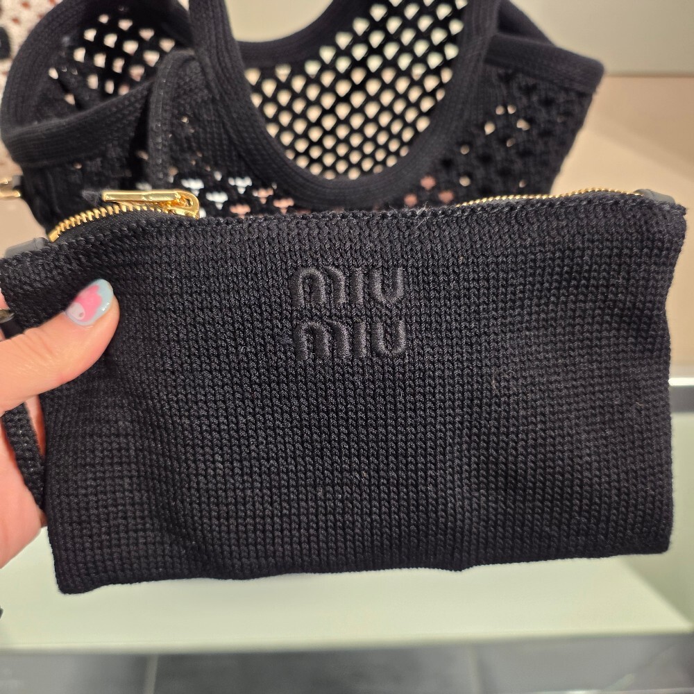 미우미우 코튼 메쉬 니트 토트백 5BA284