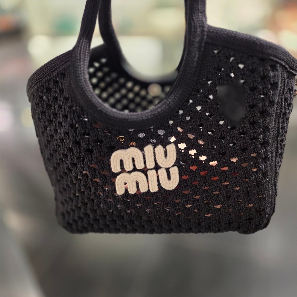 미우미우 코튼 메쉬 니트 토트백 5BA284