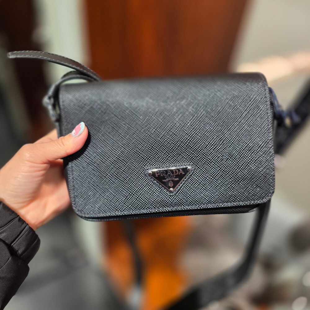 프라다 사피아노 크로스백 2VD065