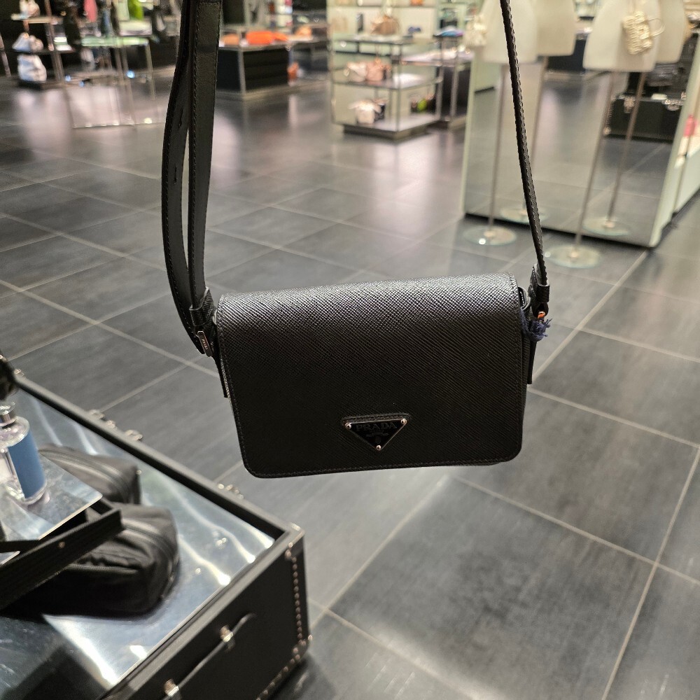 프라다 사피아노 크로스백 2VD065