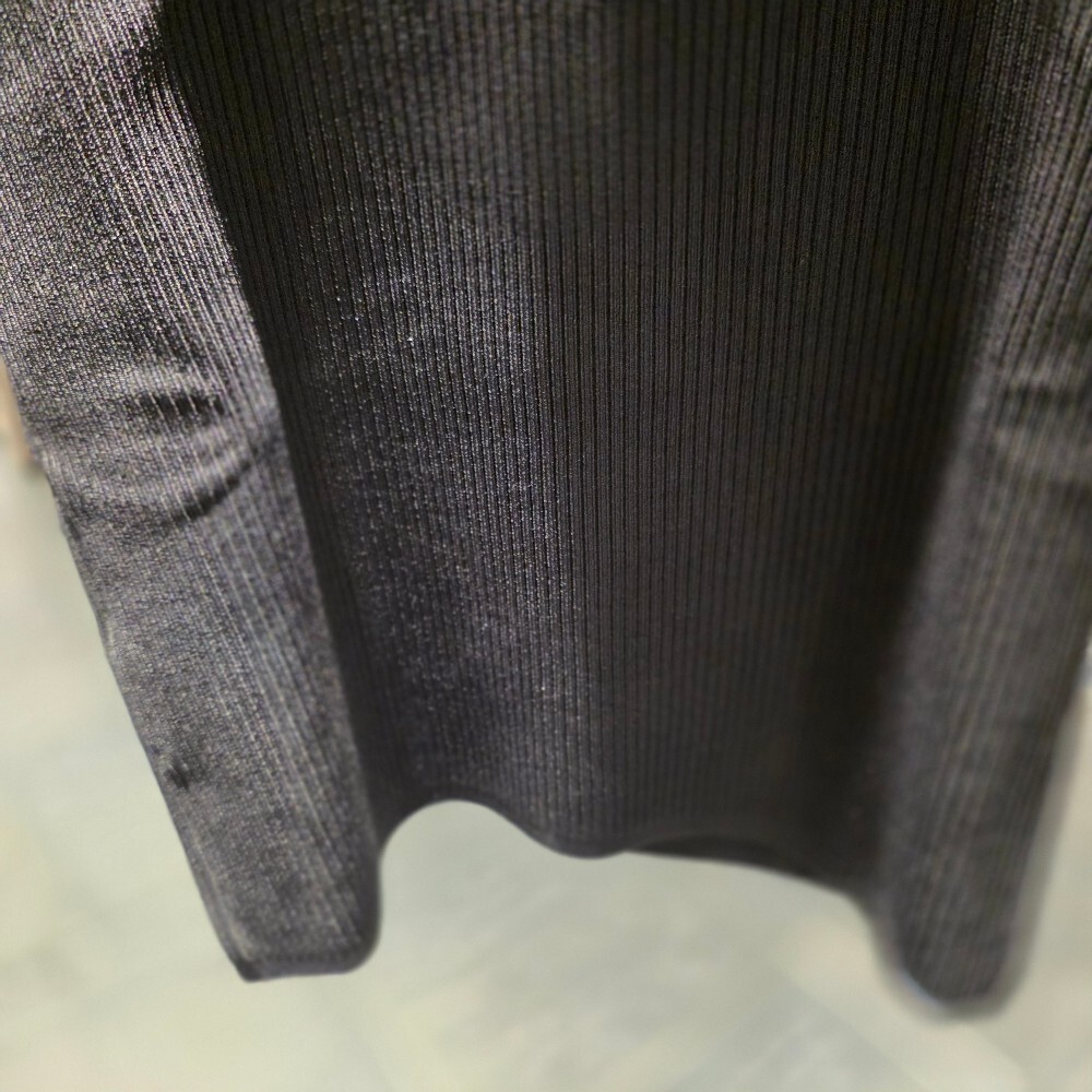 미우미우 로고 니트 반팔 티셔츠 MMR44