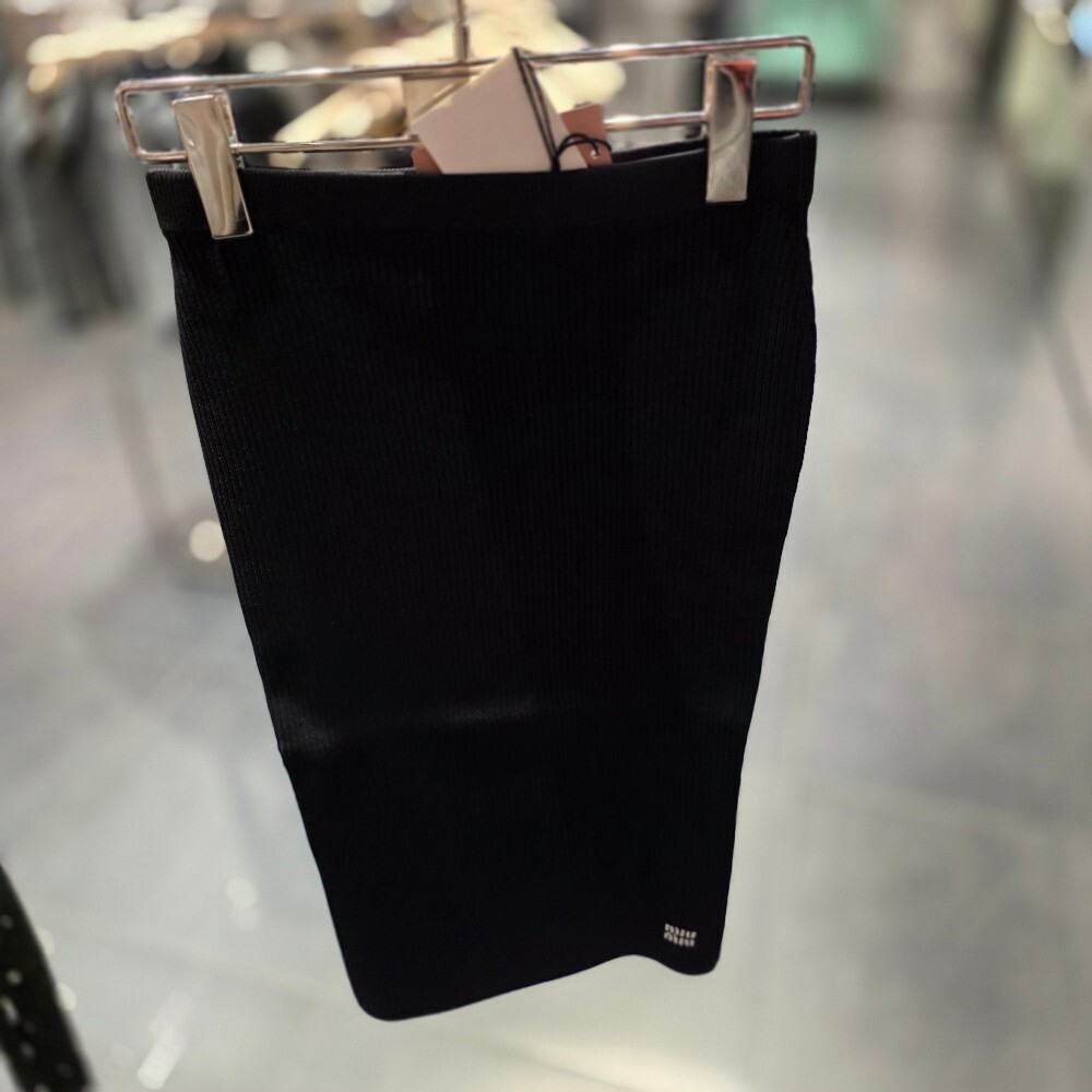 미우미우 로고니트스커트 MMRG52