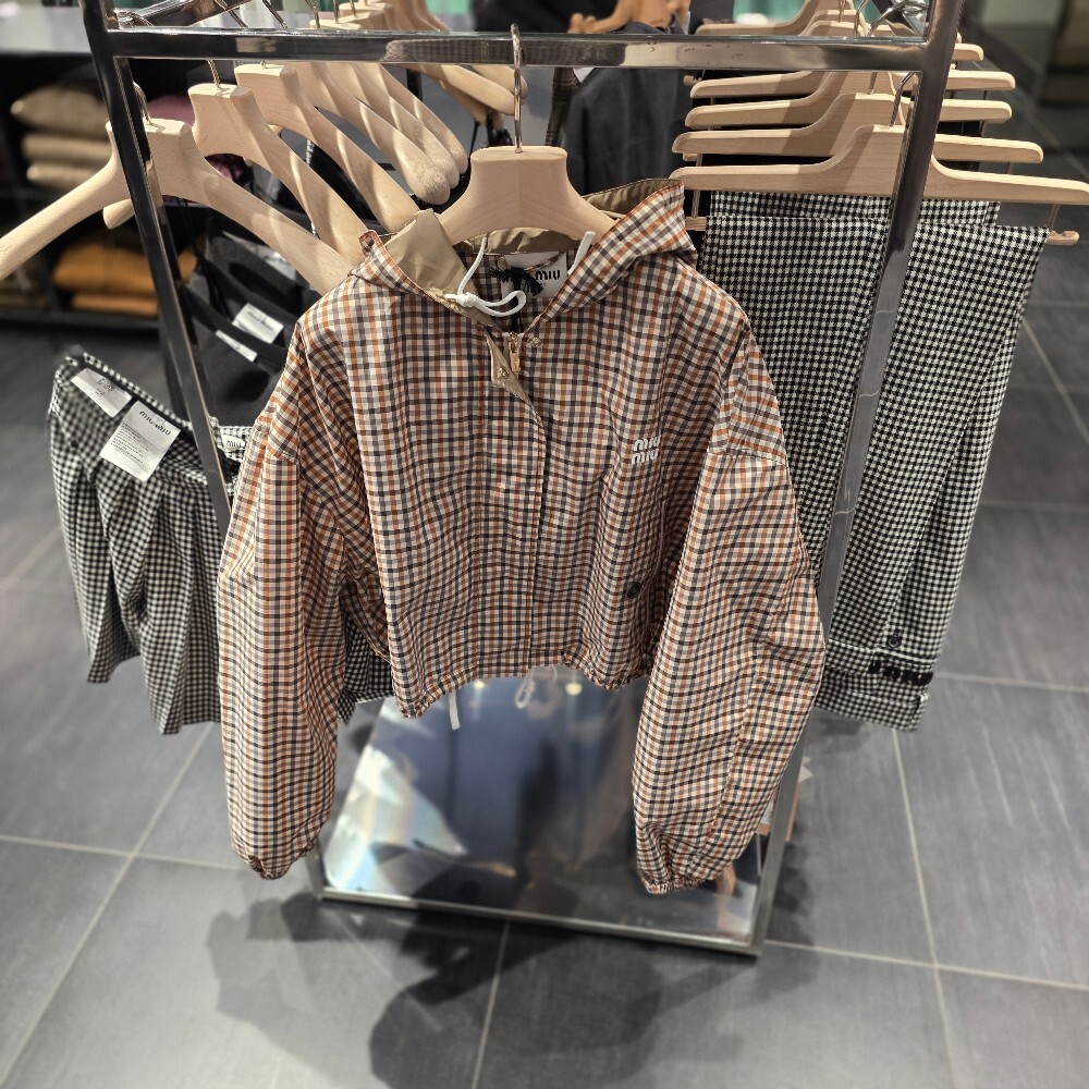 미우미우 체크 리나일론 크롭 여성 자켓 ML1190