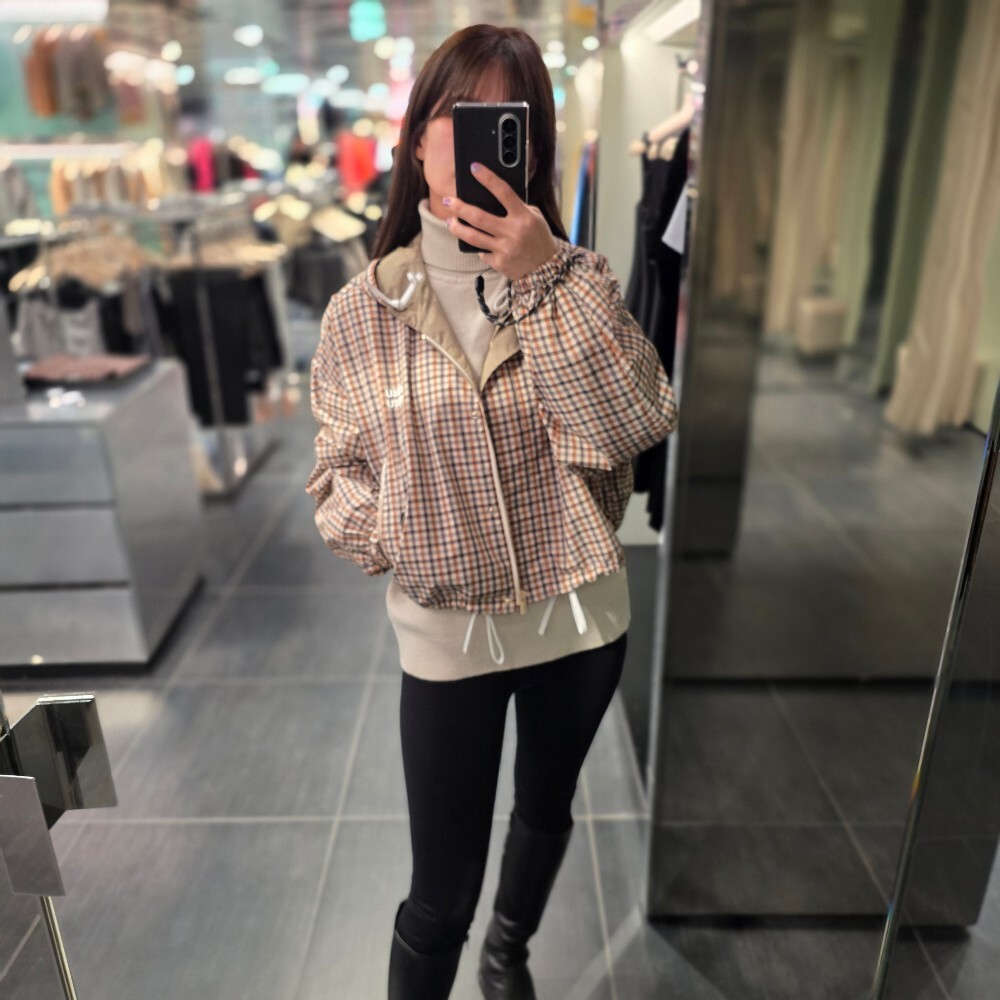 미우미우 체크 리나일론 크롭 여성 자켓 ML1190