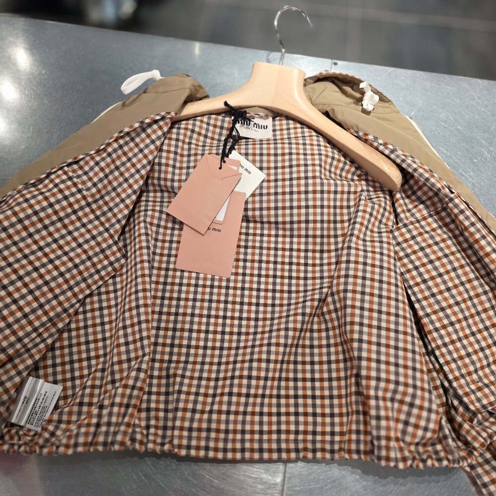 미우미우 체크 리나일론 크롭 여성 자켓 ML1190