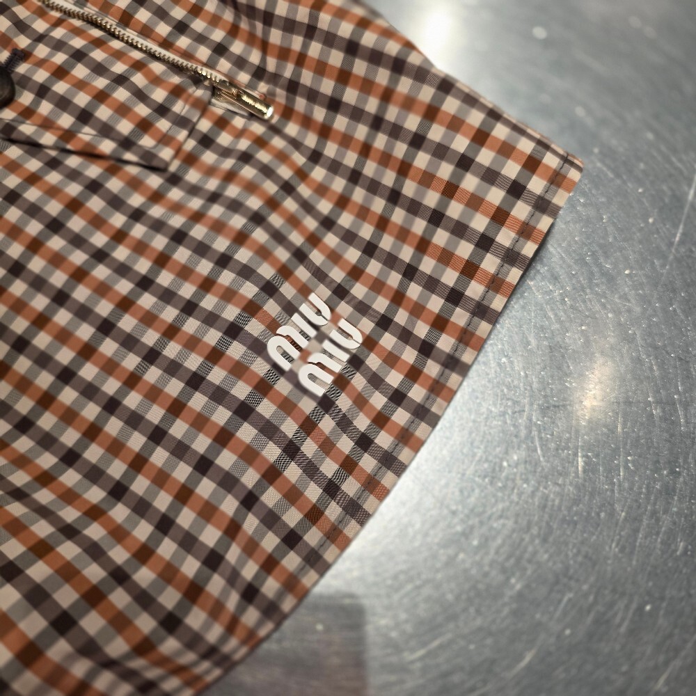 미우미우 체크 리나일론 미니 스커트 MG2385