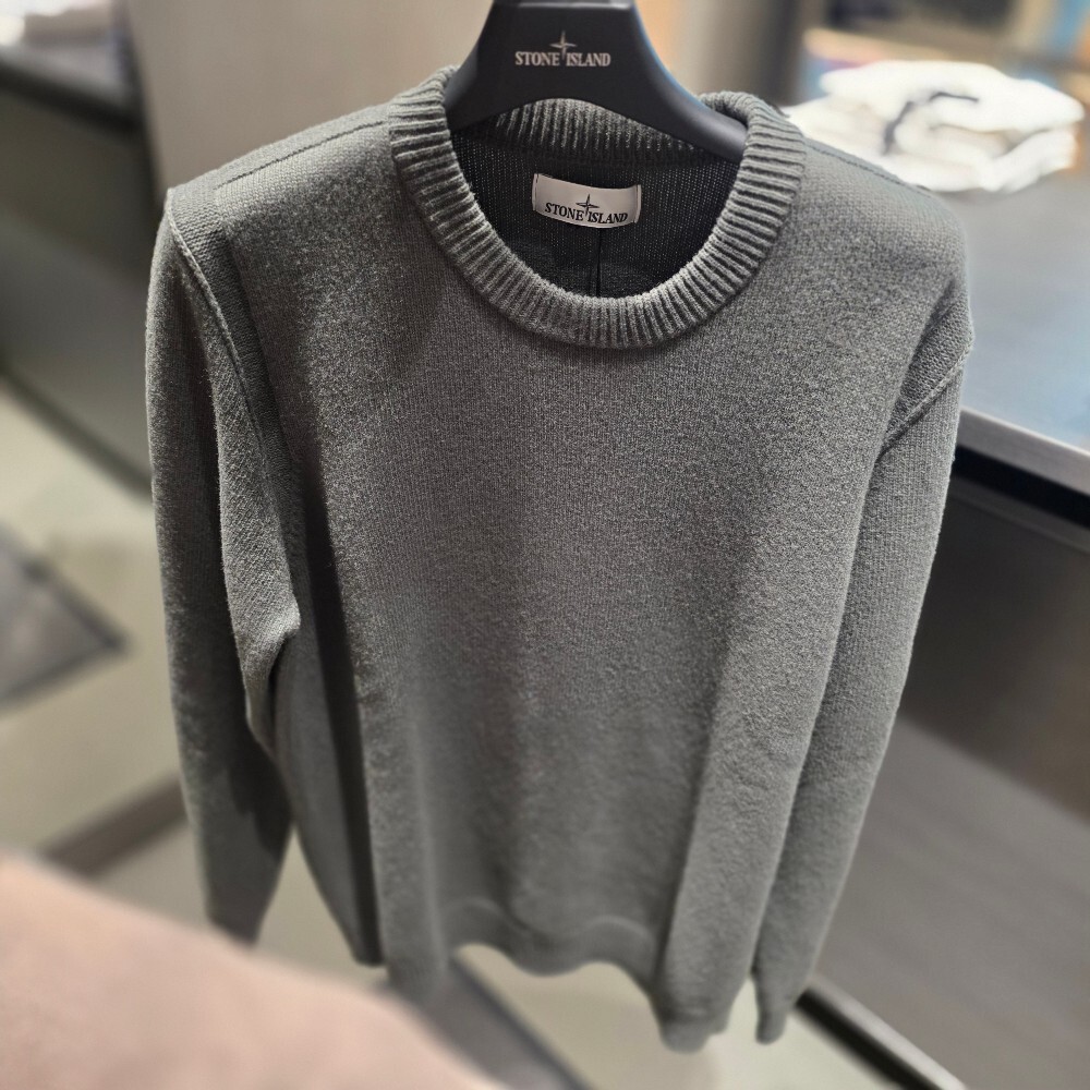 스톤 아일랜드 와펜 남성 니트 티셔츠 8115508A3 V0059
