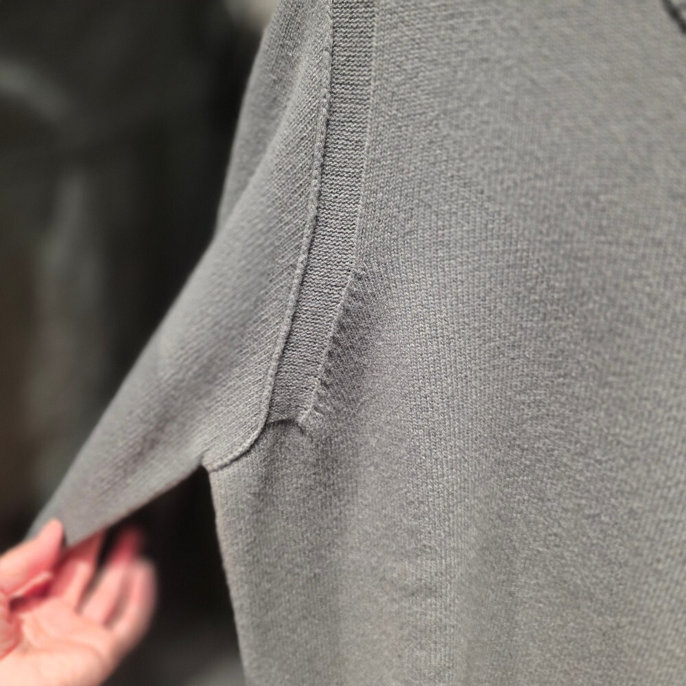 스톤 아일랜드 와펜 남성 니트 티셔츠 8115508A3 V0059