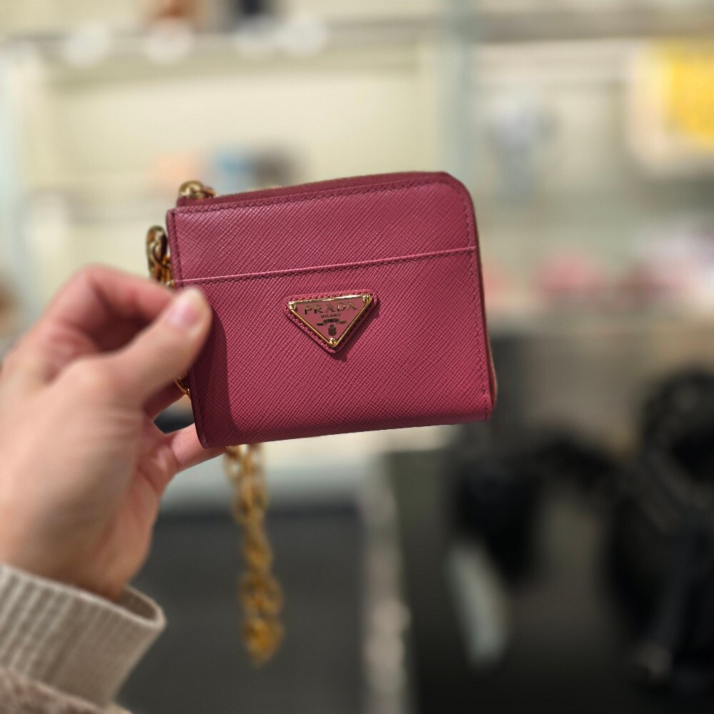 프라다 사피아노 체인 스트랩 카드 지갑 1ML061