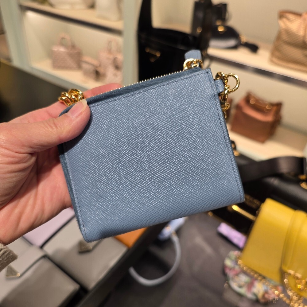 프라다 사피아노 체인 스트랩 카드 지갑 1ML061