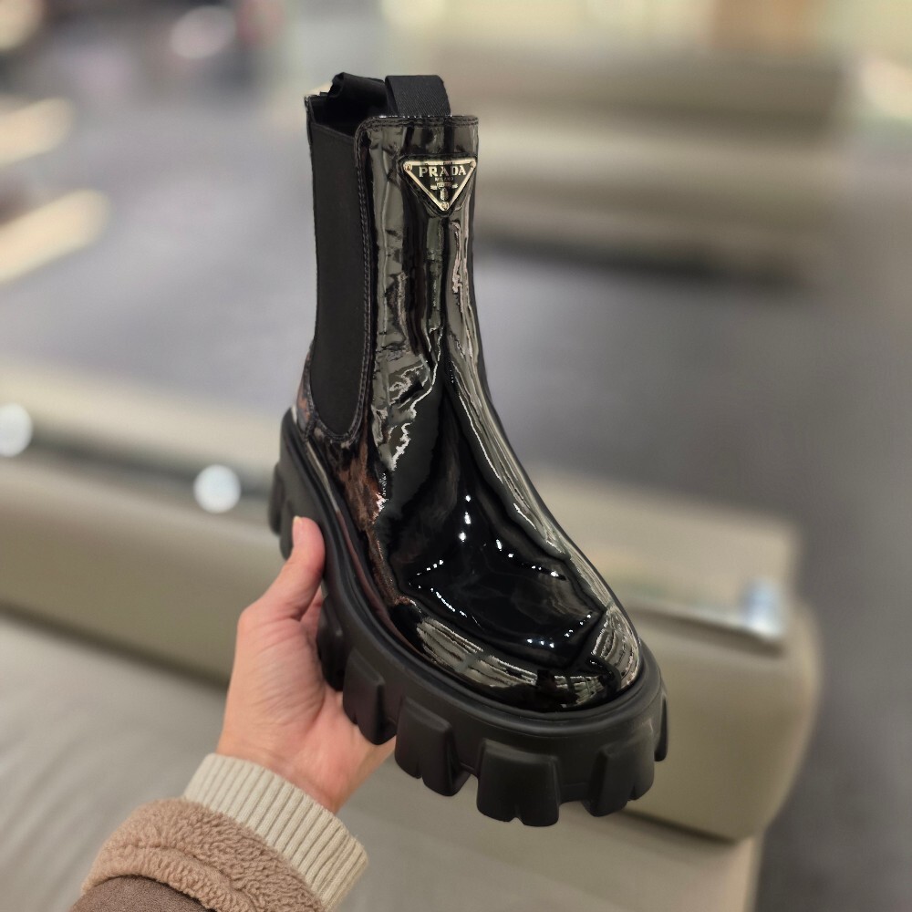 프라다 삼각로고 여성 첼시 부츠 1T256N