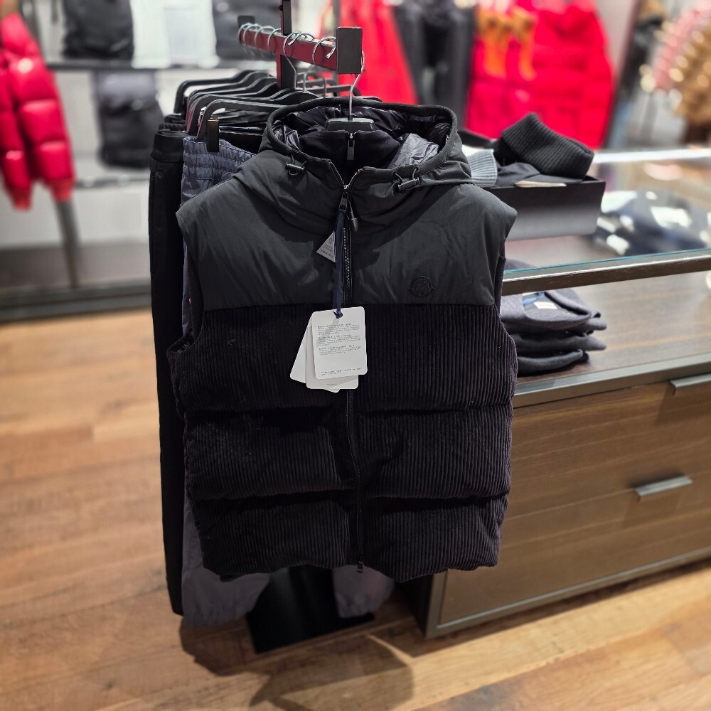 몽클레르BENTU남성 패딩 조끼 J20911A00021 597RC