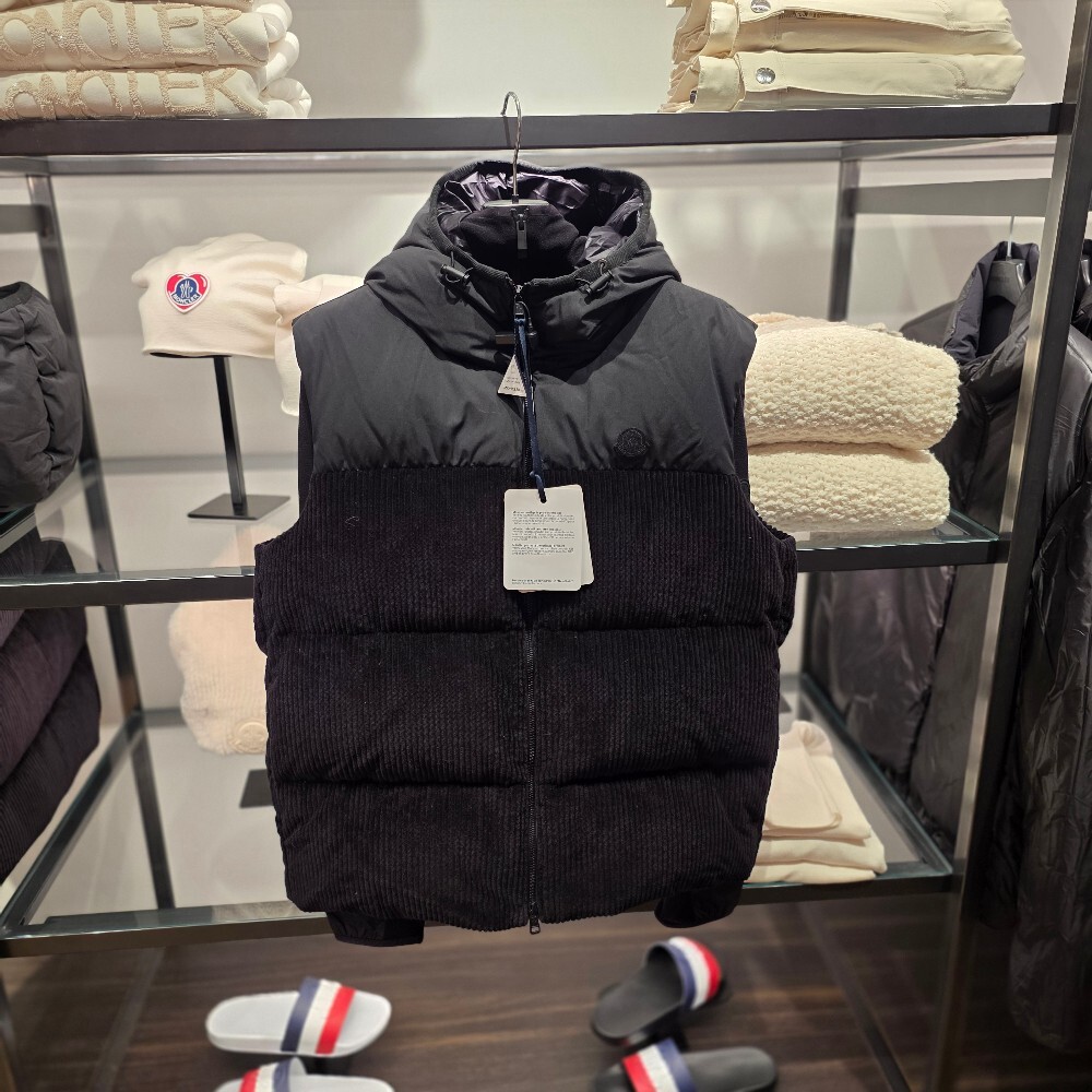 몽클레르BENTU남성 패딩 조끼 J20911A00021 597RC