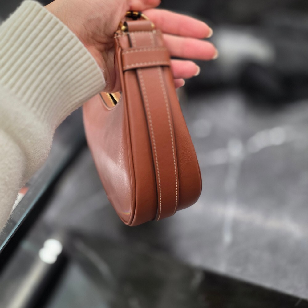 ?????? ?̵?? ??Ʈ?? ?ƹٹ? 196923DGQ.04LU