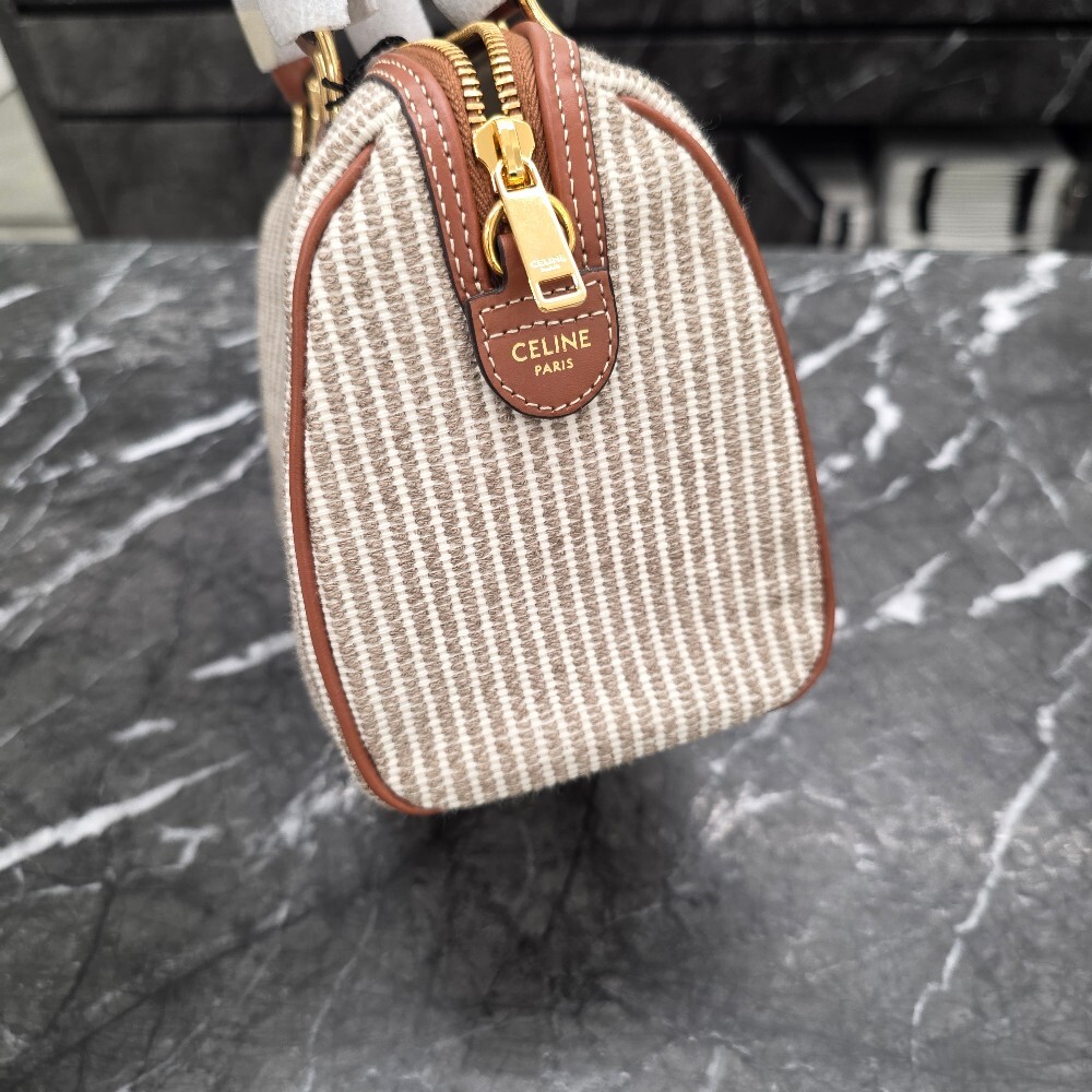 ?????? ??Ʈ?????? ?ؽ?Ÿ?? ???? ??????? 113772FEA.02BG