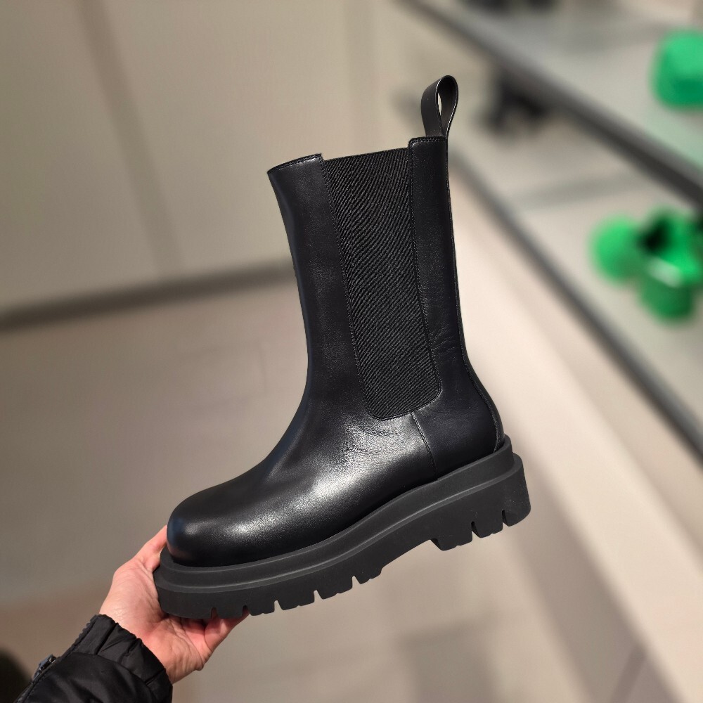 보테가베네타 여성 첼시 퍼 부츠 678091 1000