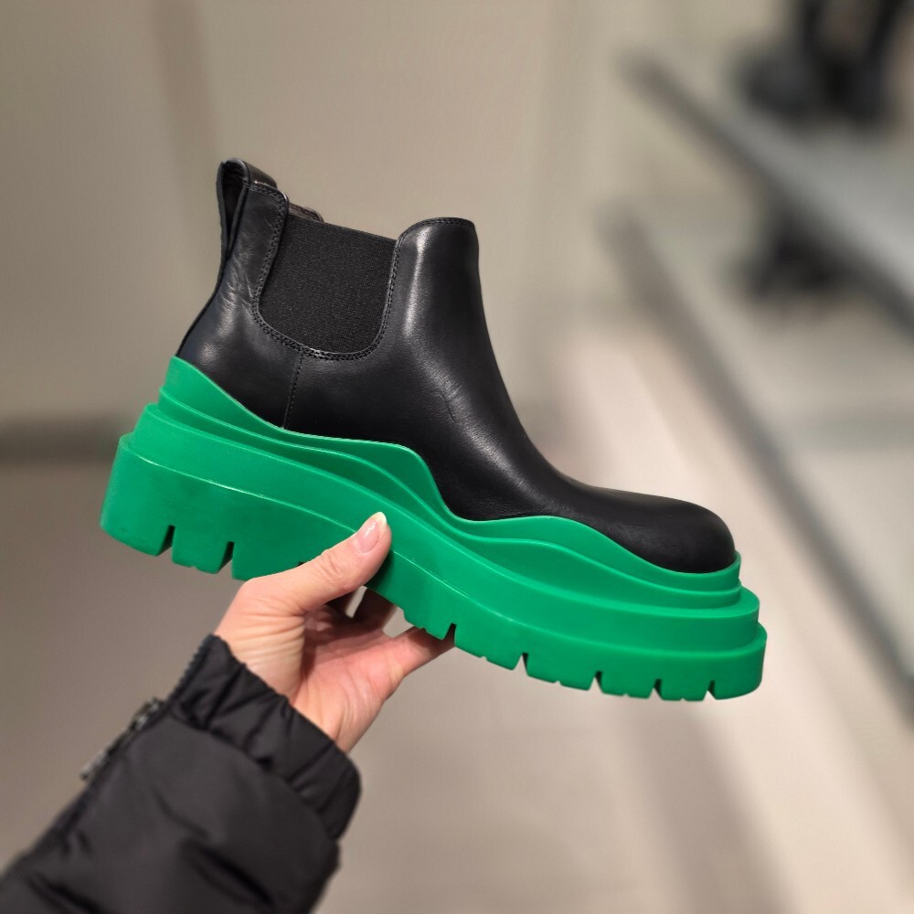 보테가베네타 여성 타이어 부츠 630300 1477