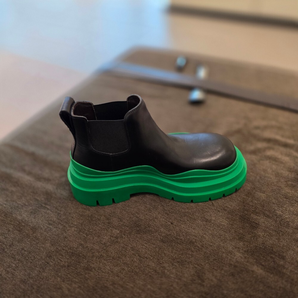 보테가베네타 여성 타이어 부츠 630300 1477