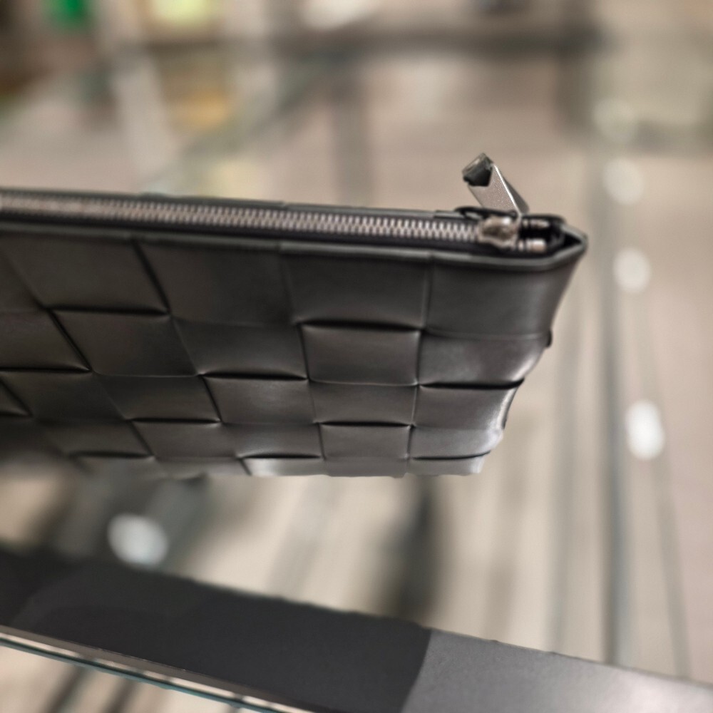 보테가베네타 인트레치아토 클러치백 649616