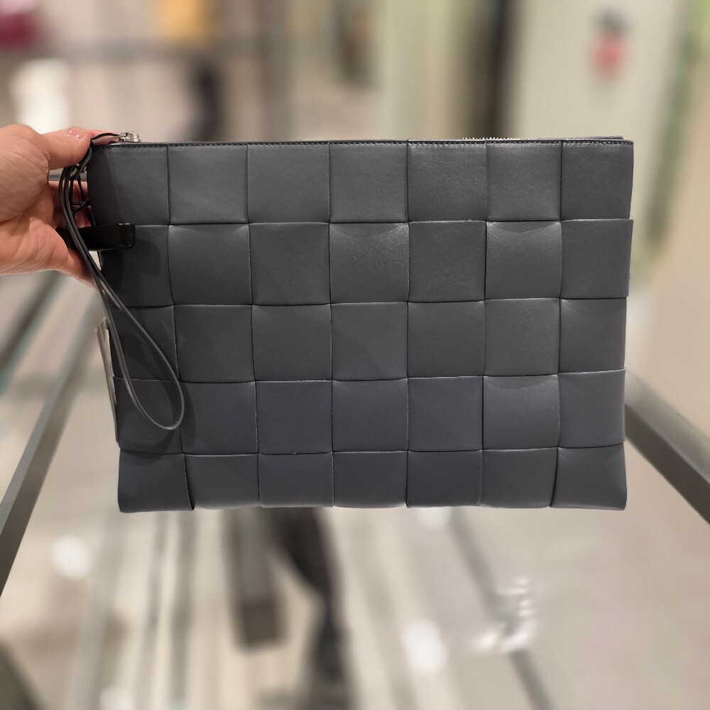 보테가베네타 인트레치아토 클러치백 649616