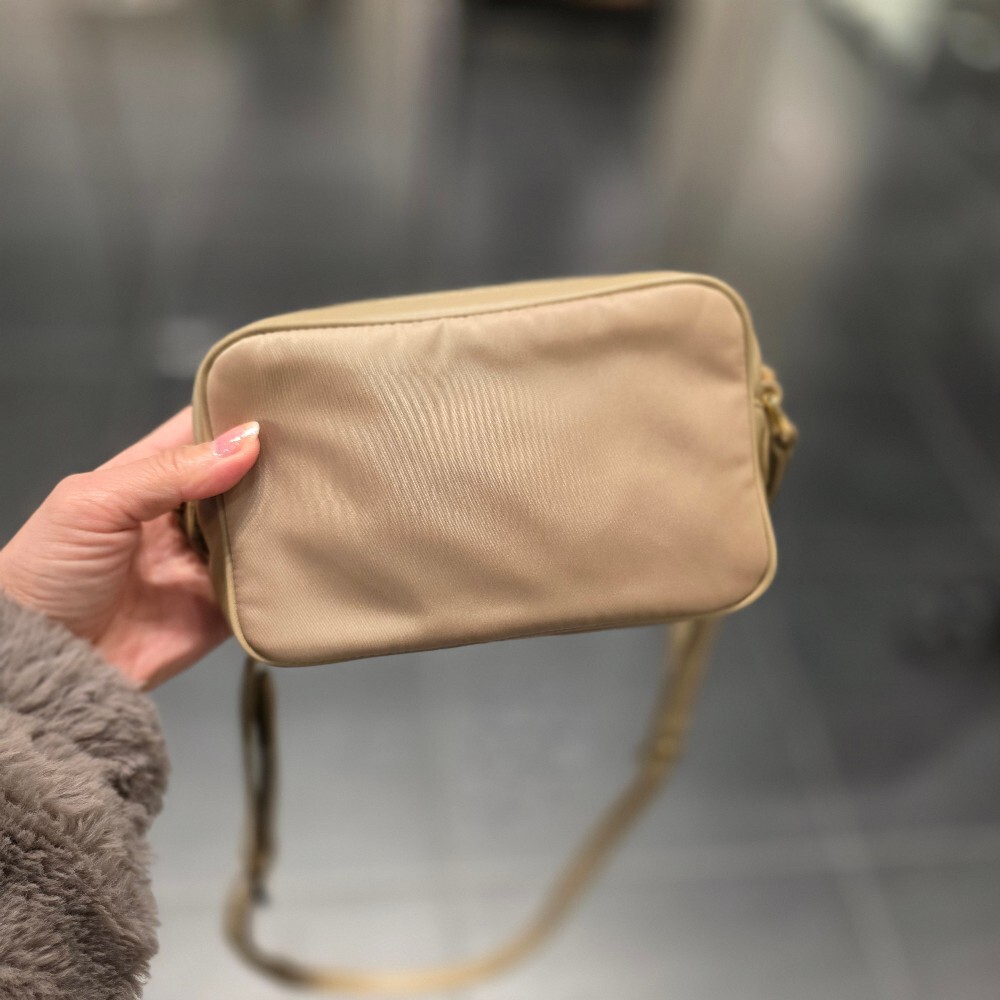 프라다 리본 리나일론 숄더백 1BH166