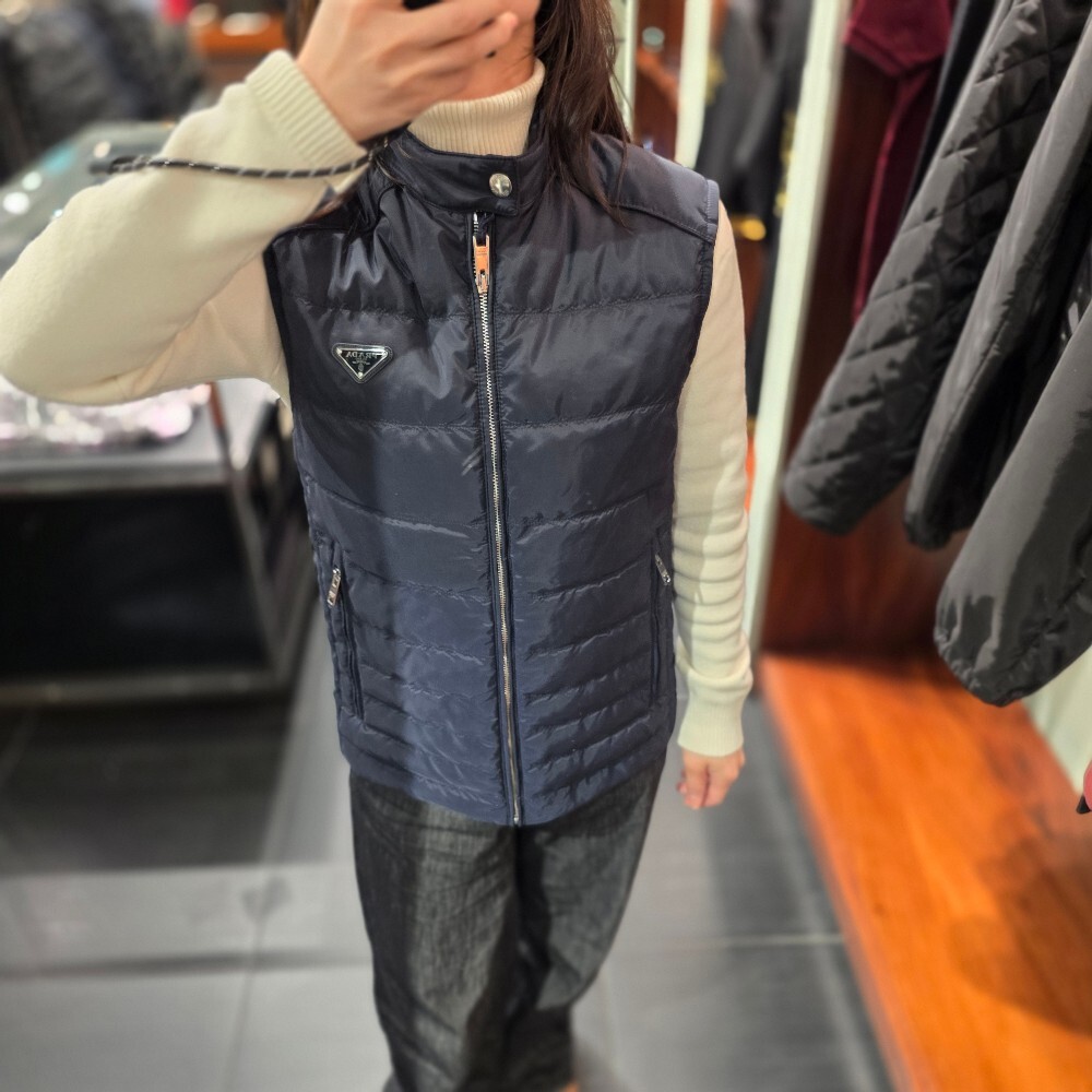 프라다 리나일론 남성 패딩 조끼 SGH069