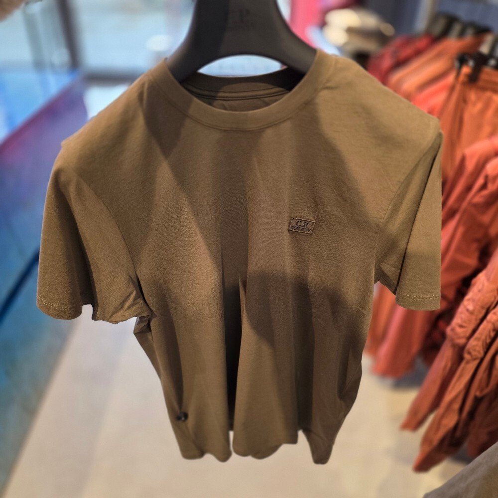 CP컴퍼니 코튼남성반팔 티셔츠 18CMTS031A 005100W