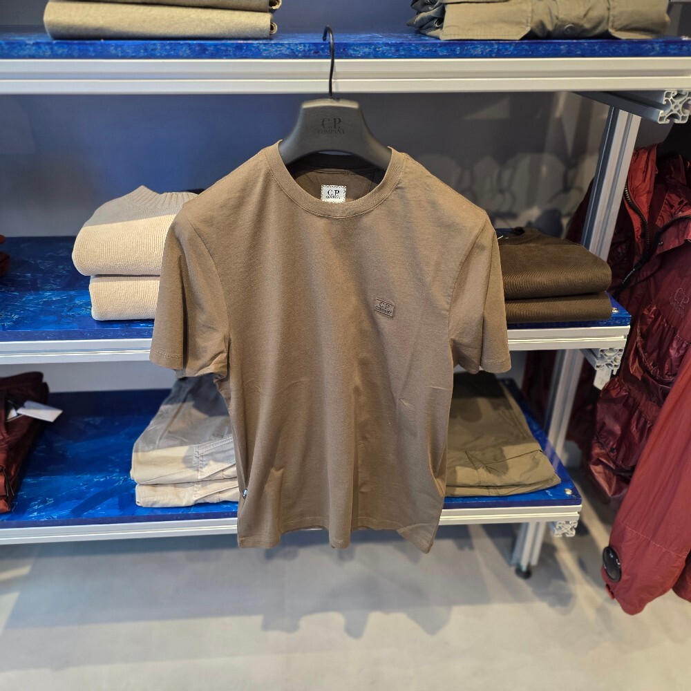 CP컴퍼니 코튼남성반팔 티셔츠 18CMTS031A 005100W