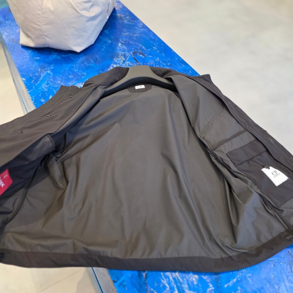 CP컴퍼니 와펜 오버사이즈 후드 자켓 18CMOW008A 110264A