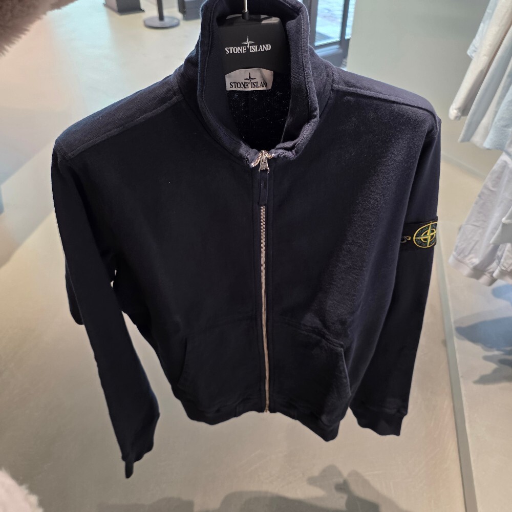 스톤 아일랜드 와펜 집업 자켓 K1S1561000220060 V0020