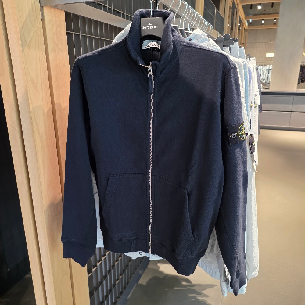 스톤 아일랜드 와펜 집업 자켓 K1S1561000220060 V0020