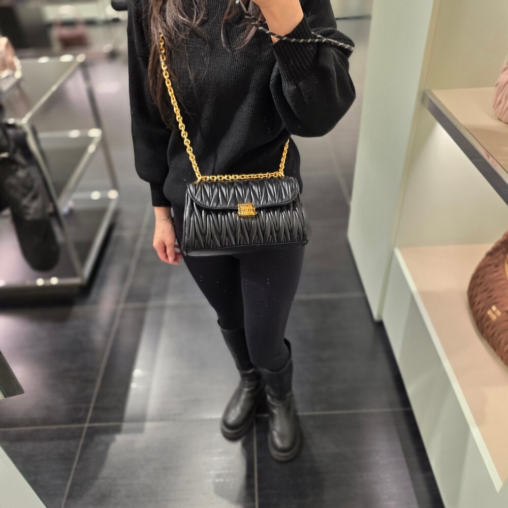 미우미우 마테라쎄 체인 숄더백 5BD266